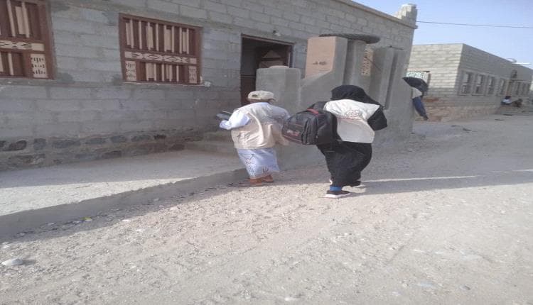 باحثات الجهاز المركزي للإحصاء يواصلن تنفيذ الفترة 17 من الجولة الثانية لمسح ميزانية الأسرة في حضرموت الساحل