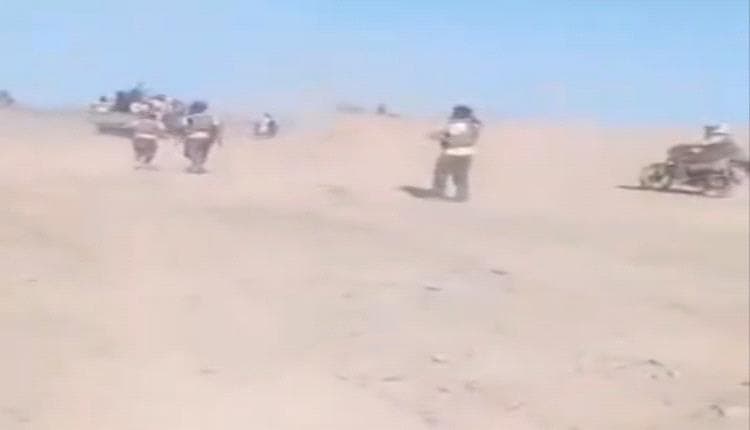 مسلحو الحوثي ينسحبون من الممر الدولي