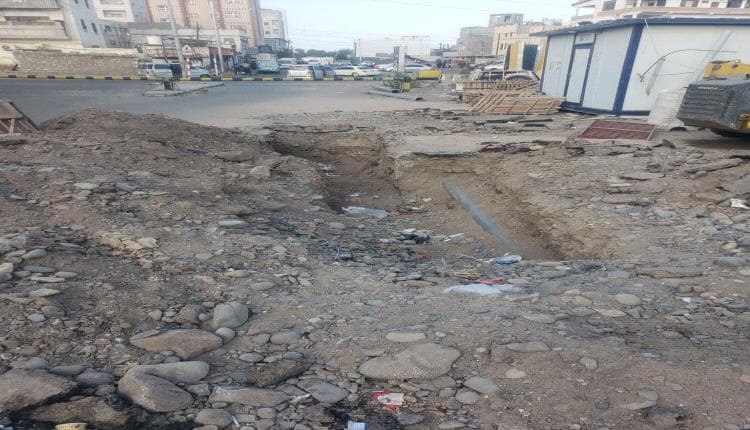 Aden's Al-Qati’ Faces Road Closures
