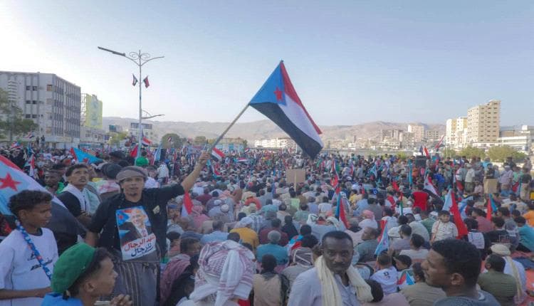 Mukalla rally boosts Zubaidi and supports Southern Forces