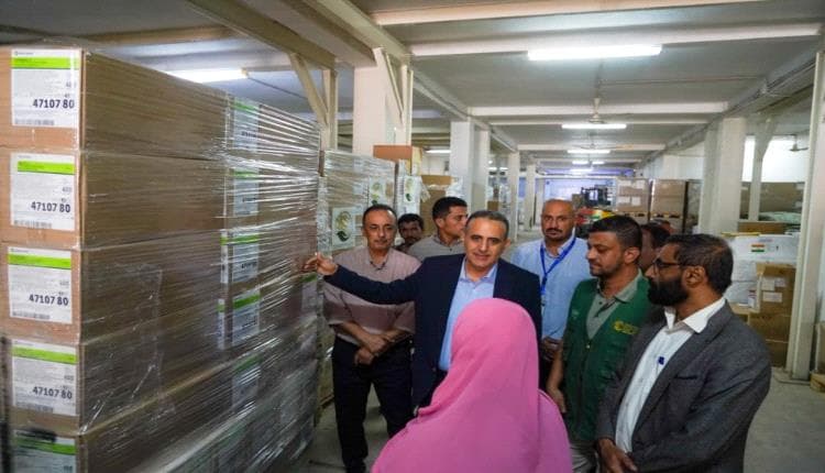 وزارة الصحة تتلقى أدوية من مركز الملك سلمان