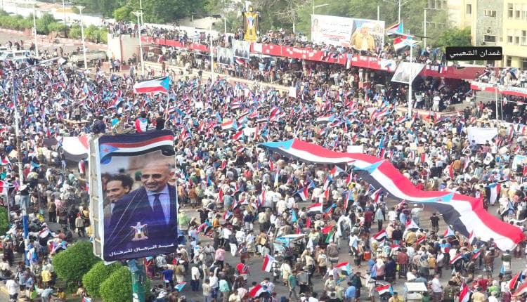 Crowds at Tahrir for Southern Army anniversary