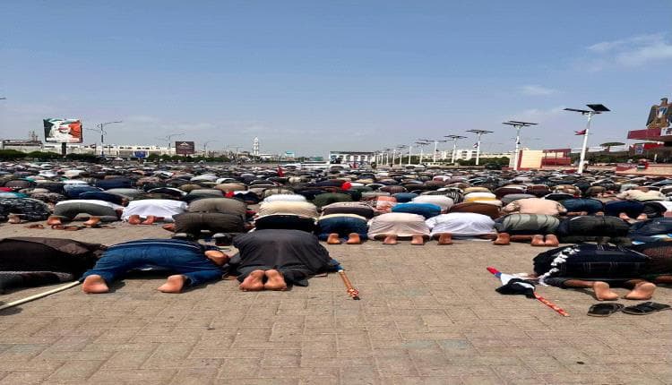 Southern Army personnel mark founding anniversary in prayer