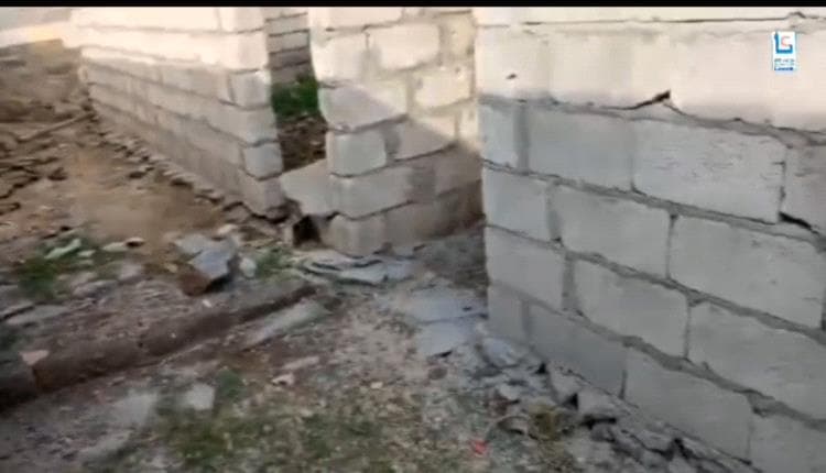 قصف حوثي يضر بمنازل يمنية في يافع