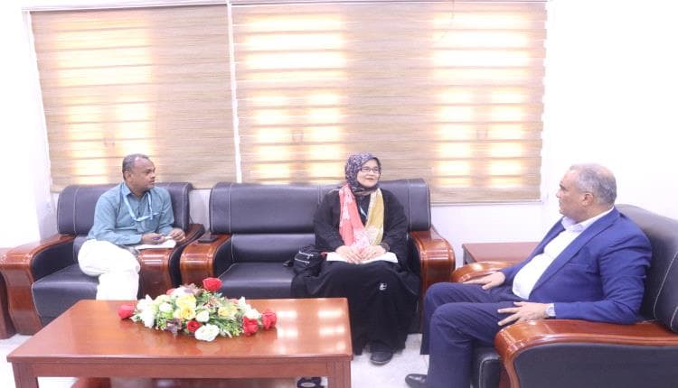 Aden Education Minister Meets UNICEF Official
