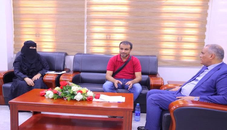 وزير التربية يناقش تعزيز الشراكة مع بناء للتنمية
