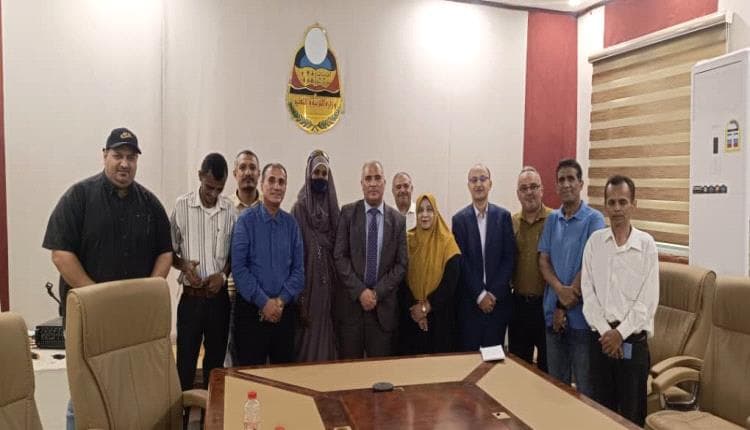 وزير التربية يعلن مبادرة ميدانية في عدن