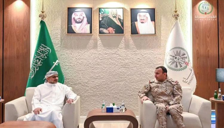 طارق صالح يظهر علنا بعد سيطرة الحوثيين على الساحل