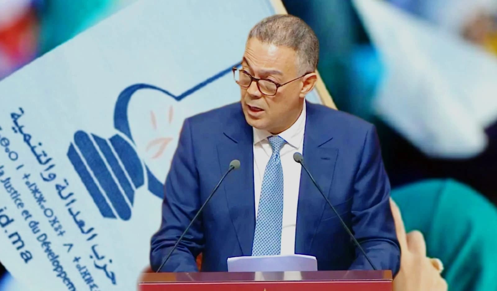 لقجع يرد على البيجيدي حول الشعبوية
