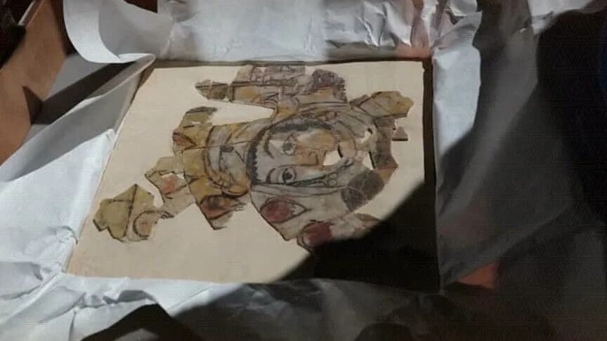 France returns 23 artifacts to Syria