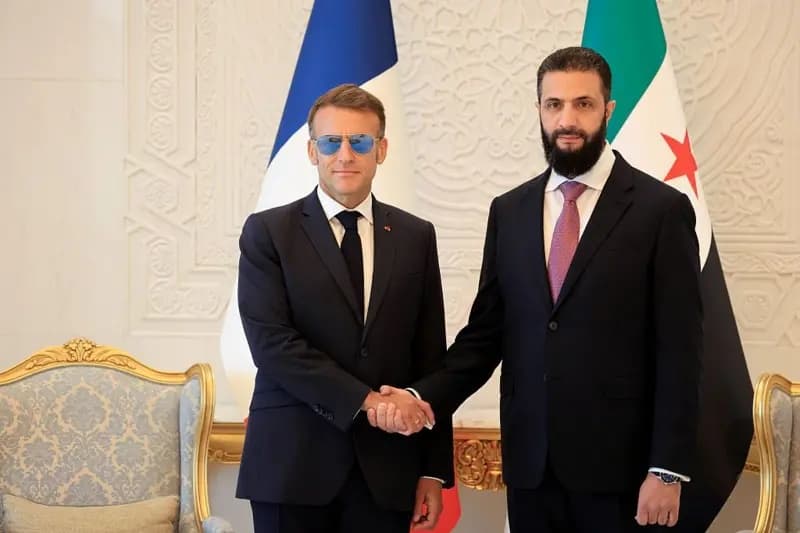 بي بي سي: من دعم الأسد إلى الشراكة مع الشرع.. تطور العلاقات السورية الفرنسية عبر العهدين
