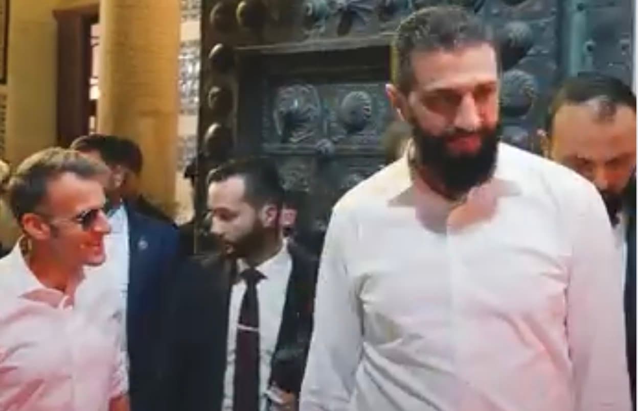 ماكرون يشيد بشجاعة وكرامة الشعب السوري ويعلن عن تعاون أمني مع سوريا قد يشمل القوات الخاصة