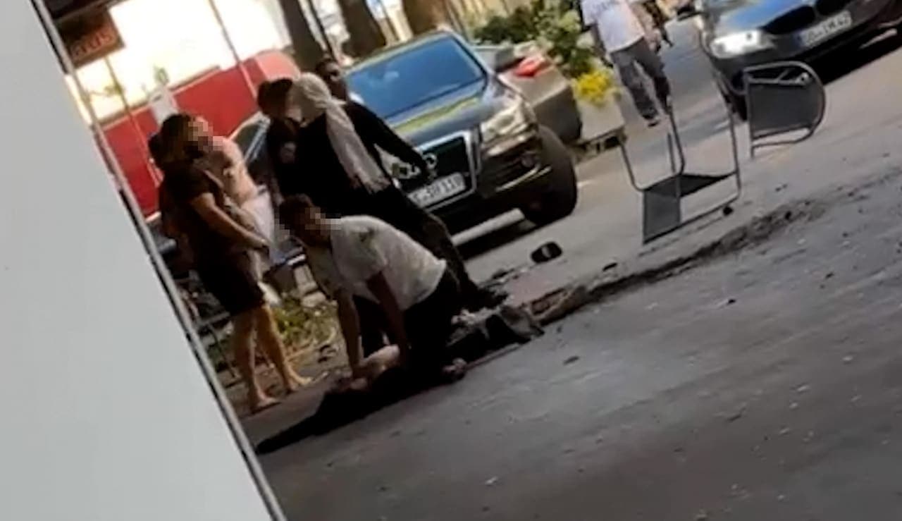 شجار عائلي يتحول إلى عراك جماعي يشارك فيه نحو 60 سوريًا أمام مطعم في ألمانيا