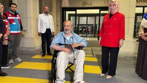 Turk Returns to Homeland After 40 Years Stranded in Mecca at Age 77