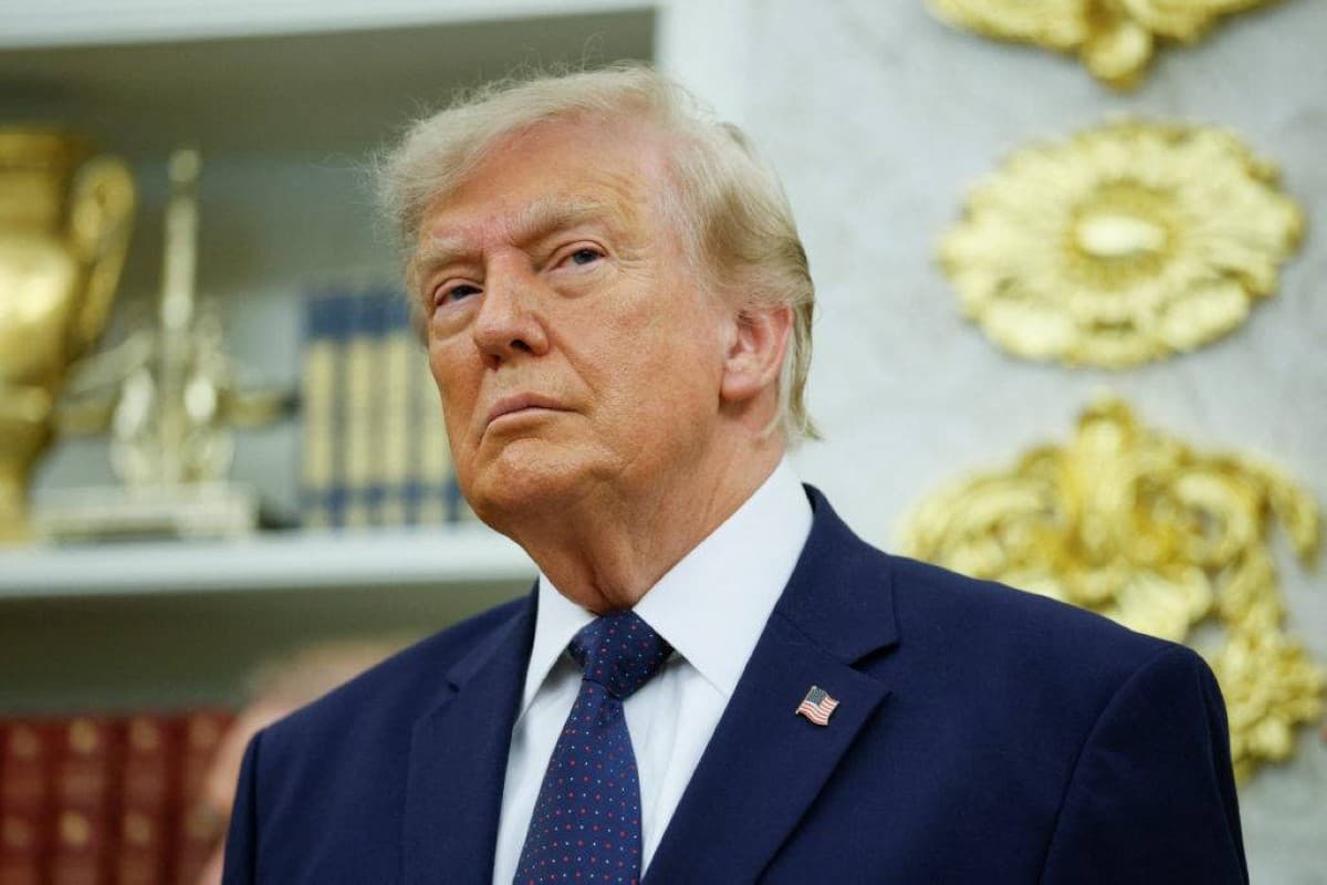 Trump Announces Control Over the Strait of Hormuz and Resumption of Sanctions on Iran