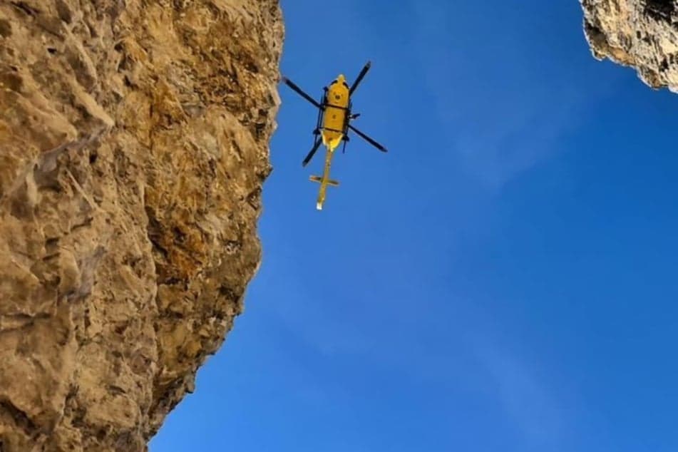 German tourist dies after cliff fall in Sicily