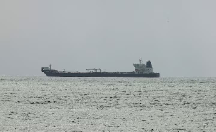 US begins fuel oil imports via Syria