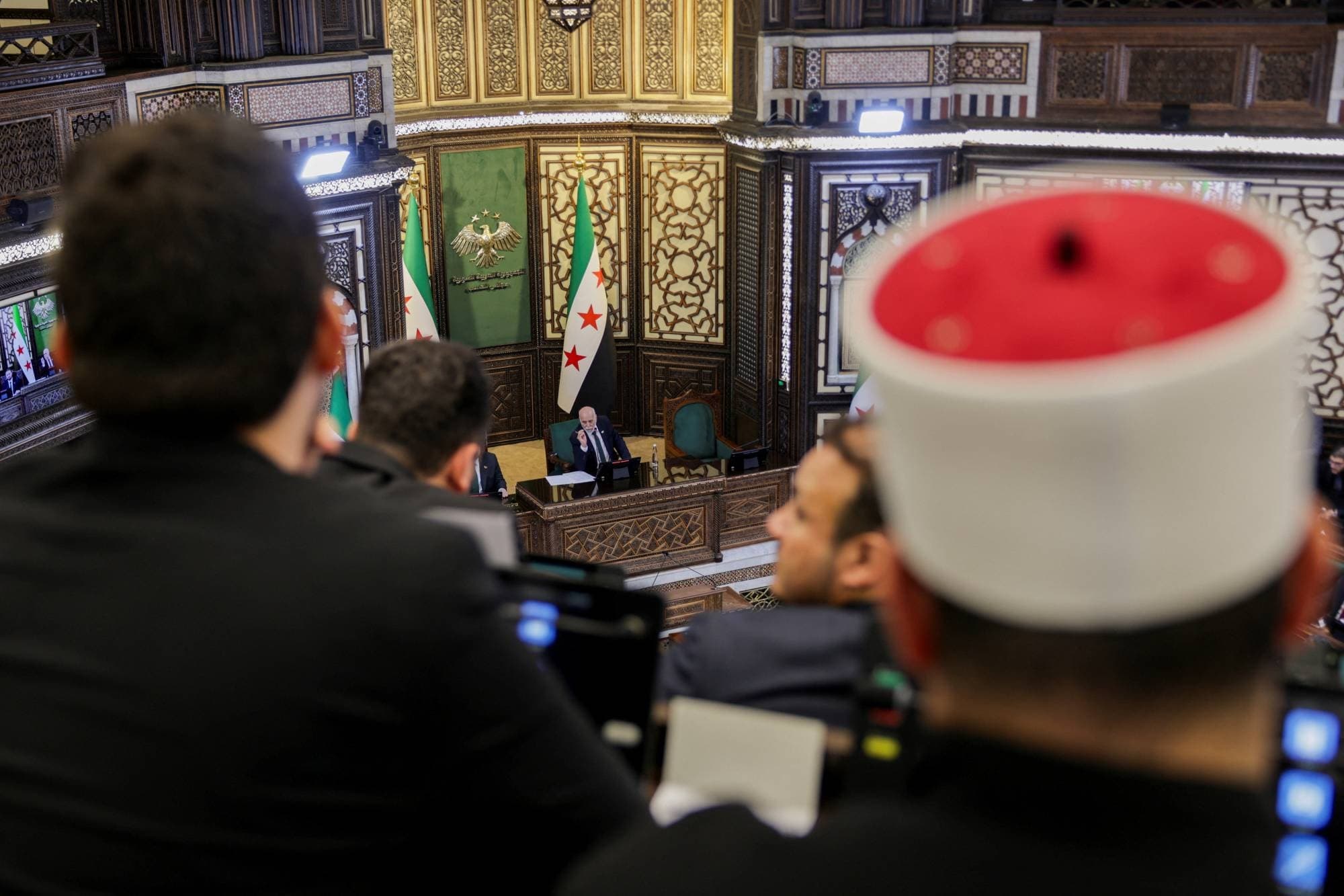 صحيفة تكشف كواليس مأدبة الغداء التي سبقت اختيار رئيس مجلس الشعب