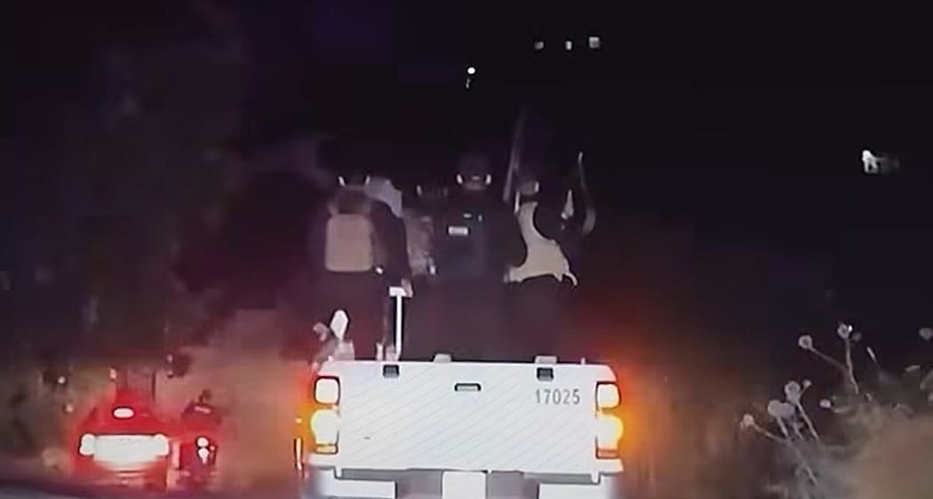 جريمة في داريا: مقتل شقيقتين وطفلة طعنًا بسبب السرقة وتشييع جثامينهن