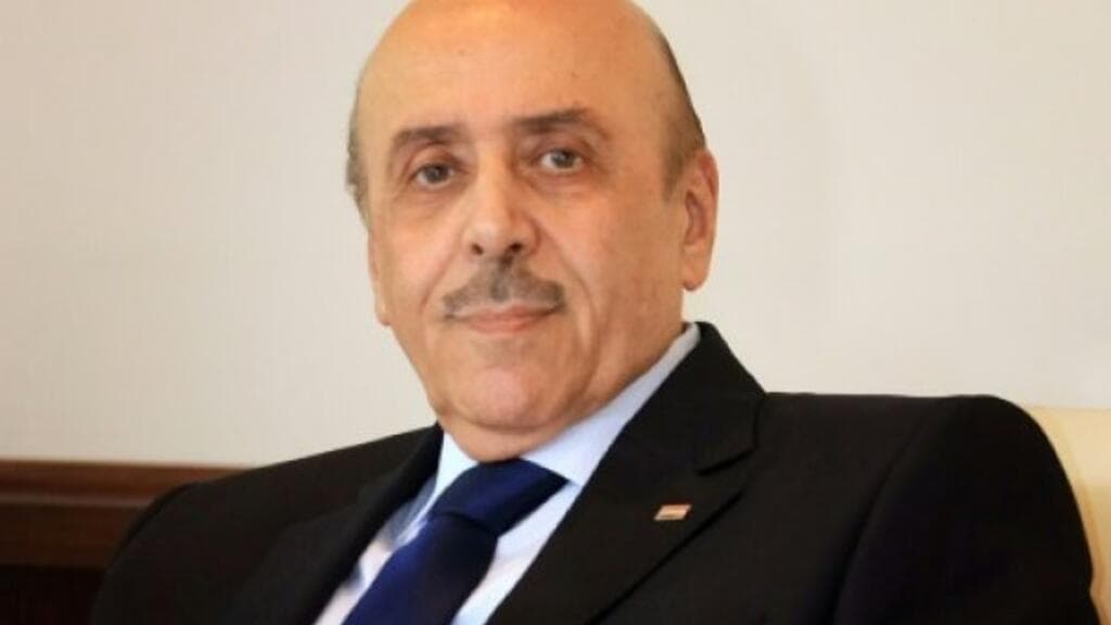 Lebanon asked to arrest Syrian officials