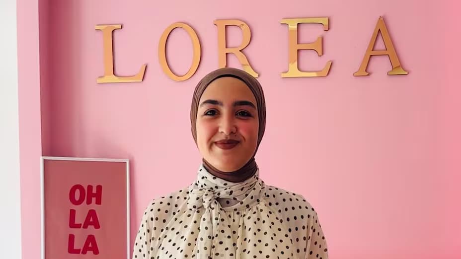 سورية تبدأ مشروع تجميل في ألمانيا بعد عام من وصولها