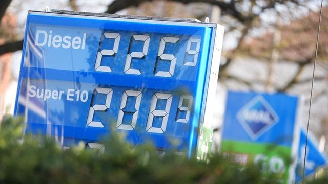 Germany fuel prices increase diesel outpacing gas