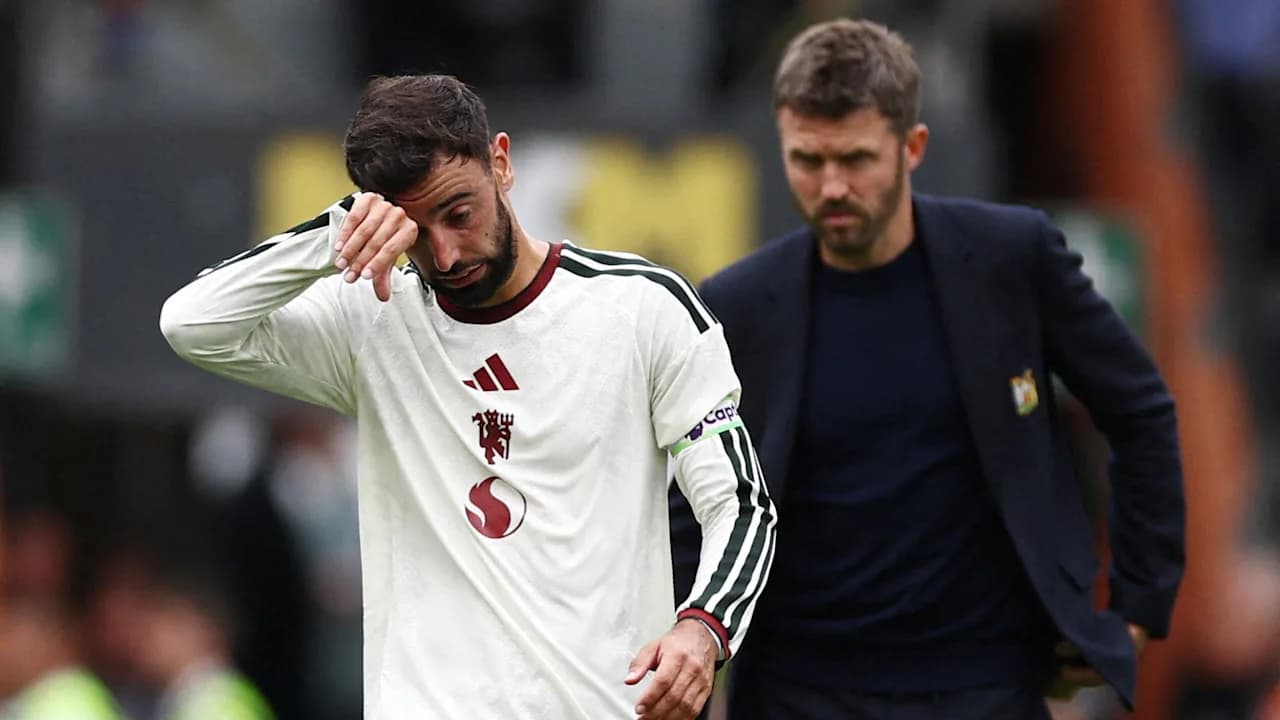 مانشستر يونايتد يخسر أمام هال