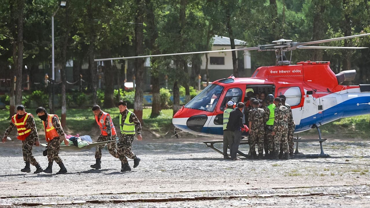 German Family Escapes Flood in Nepal