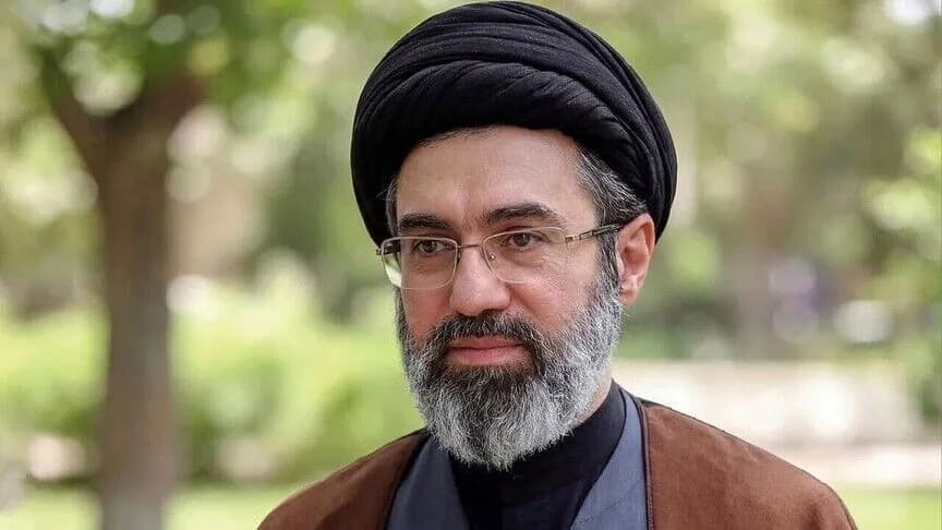 Khamenei urges less dollar dependence