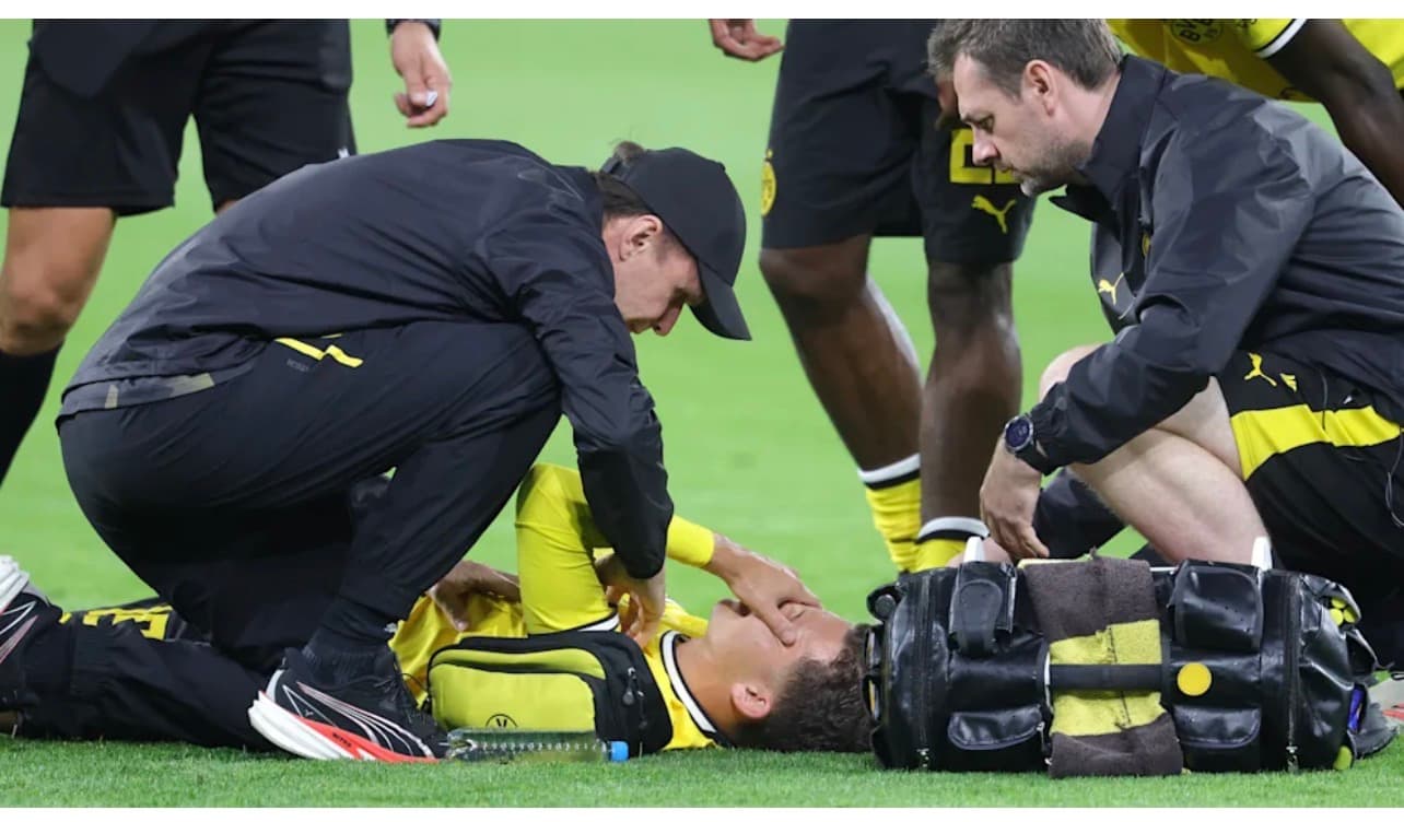 Dortmund Win Masks Player Collapse