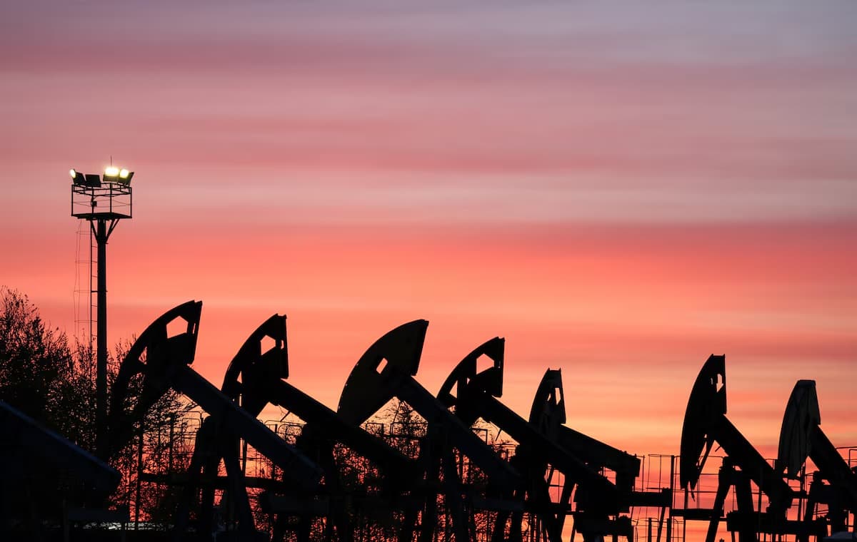 Iran-US Tensions Rise Amid Oil Surge