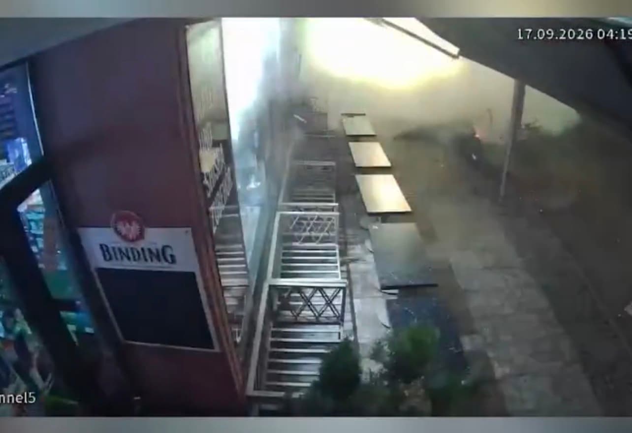 Explosions in Frankfurt, teen detained