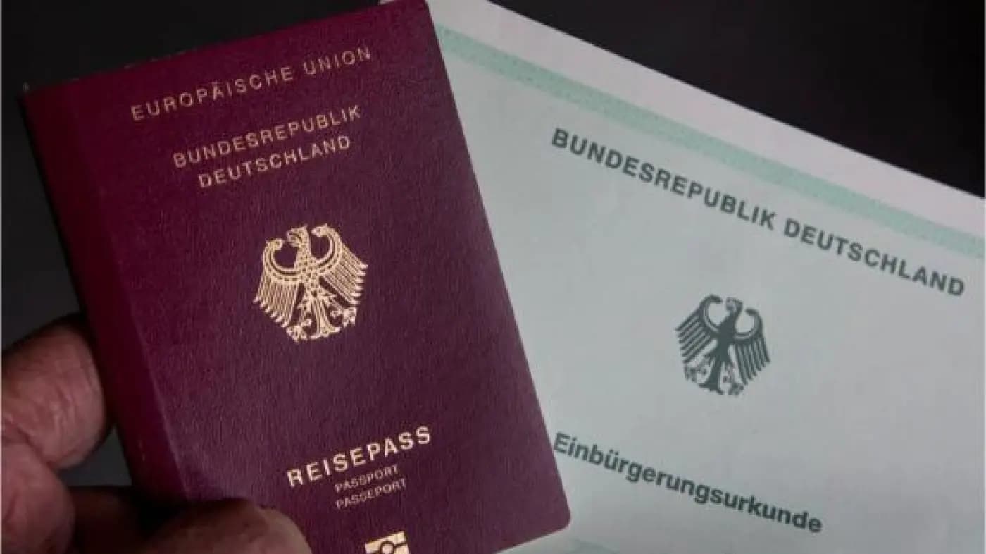 Schweinfurt Honors New Citizens