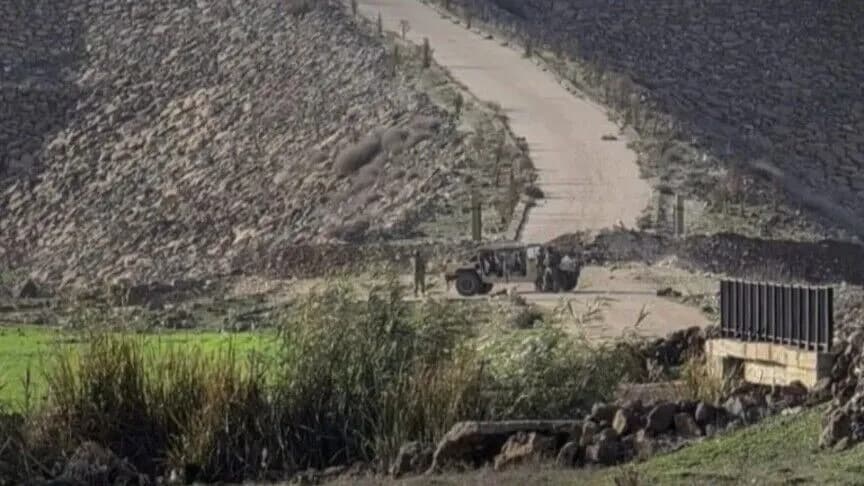 Israeli troops enter Beit Jen outskirts