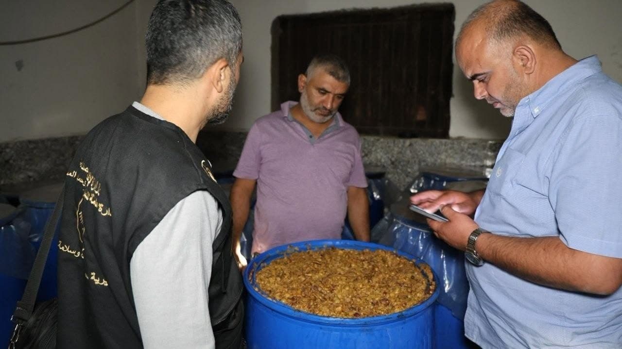 Hama: Arak factory found in shrine kitchen