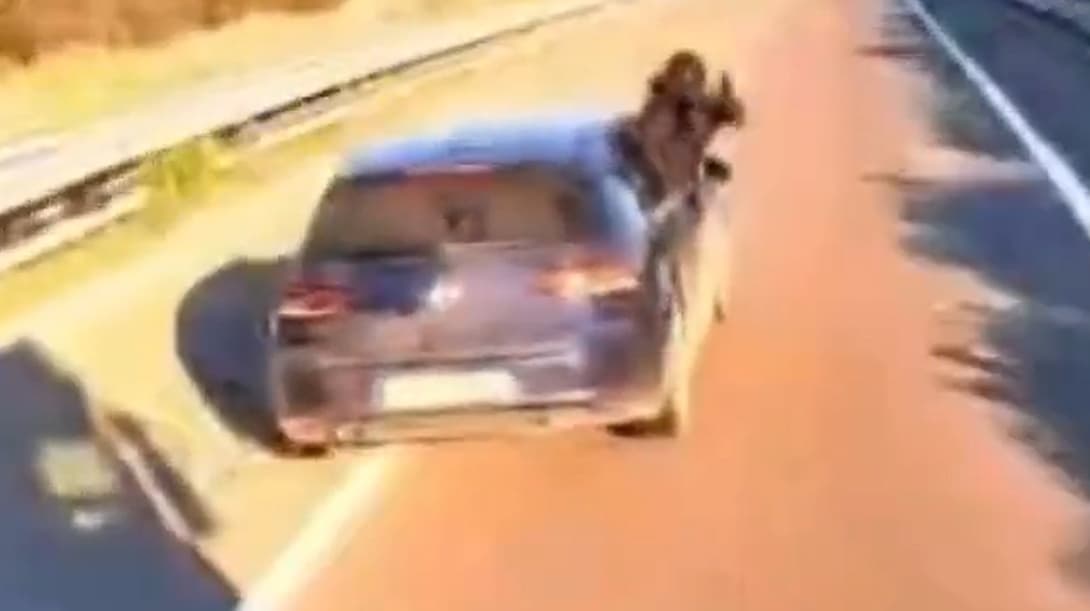 مهاجمون يهاجمون شاحنة تركية في إيطاليا