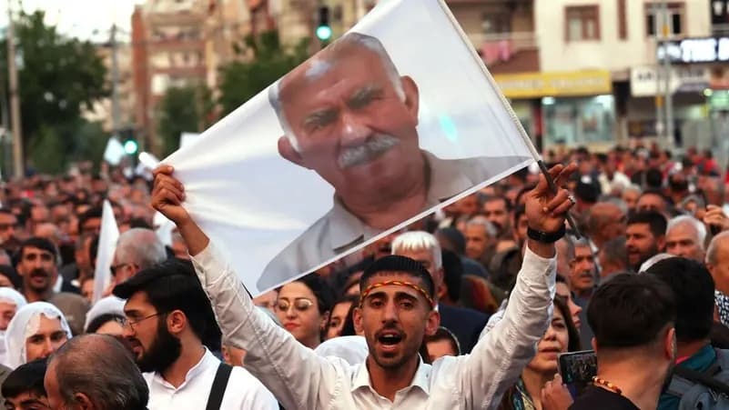 أوجلان ينضم إلى لجنة نزع السلاح بعد غياب 27 عاماً