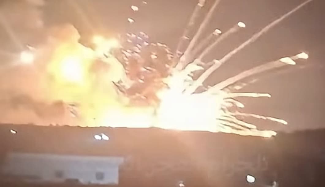 حلب تشهد انفجارات كبيرة في مستودع أسلحة