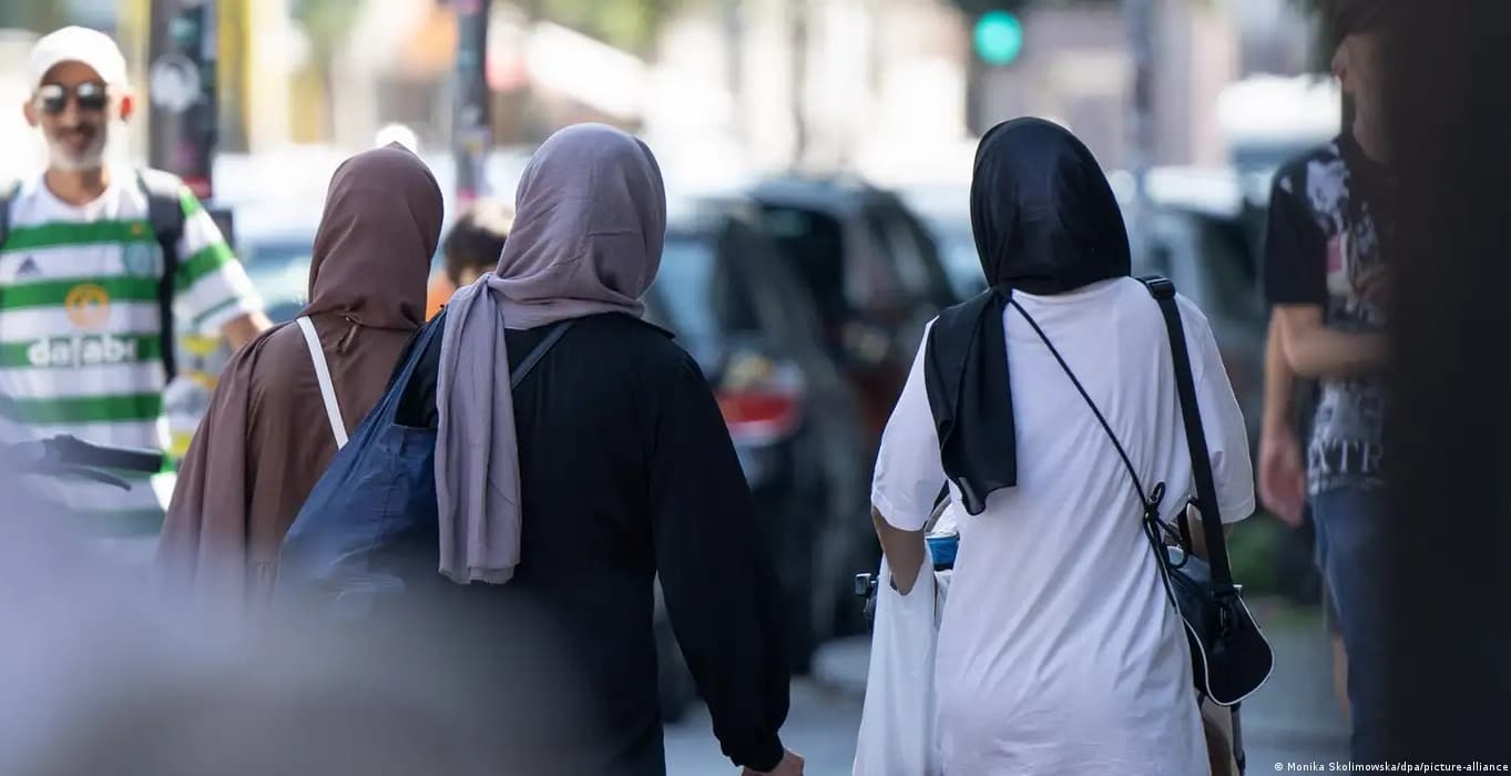 Deutsche Welle: Why did many Muslim voters in Berlin choose the Left