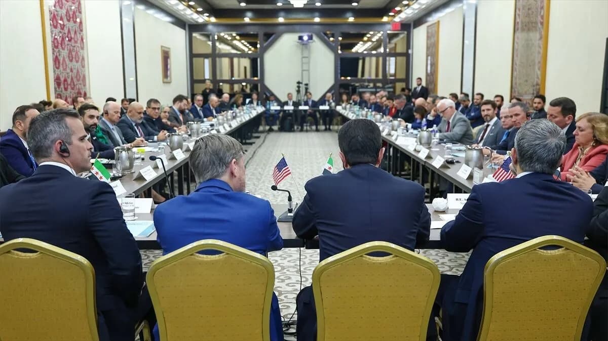 الشرع يناقش مع غرفة التجارة الأمريكية فرص الاستثمار في سوريا