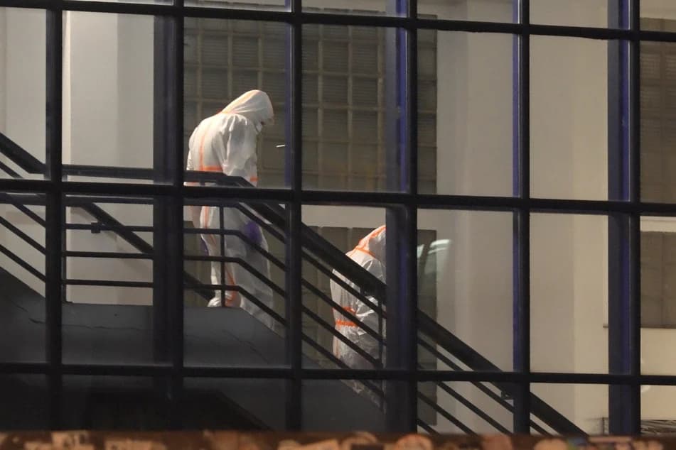 Hamburg Exhibition Center Shooting Kills Two