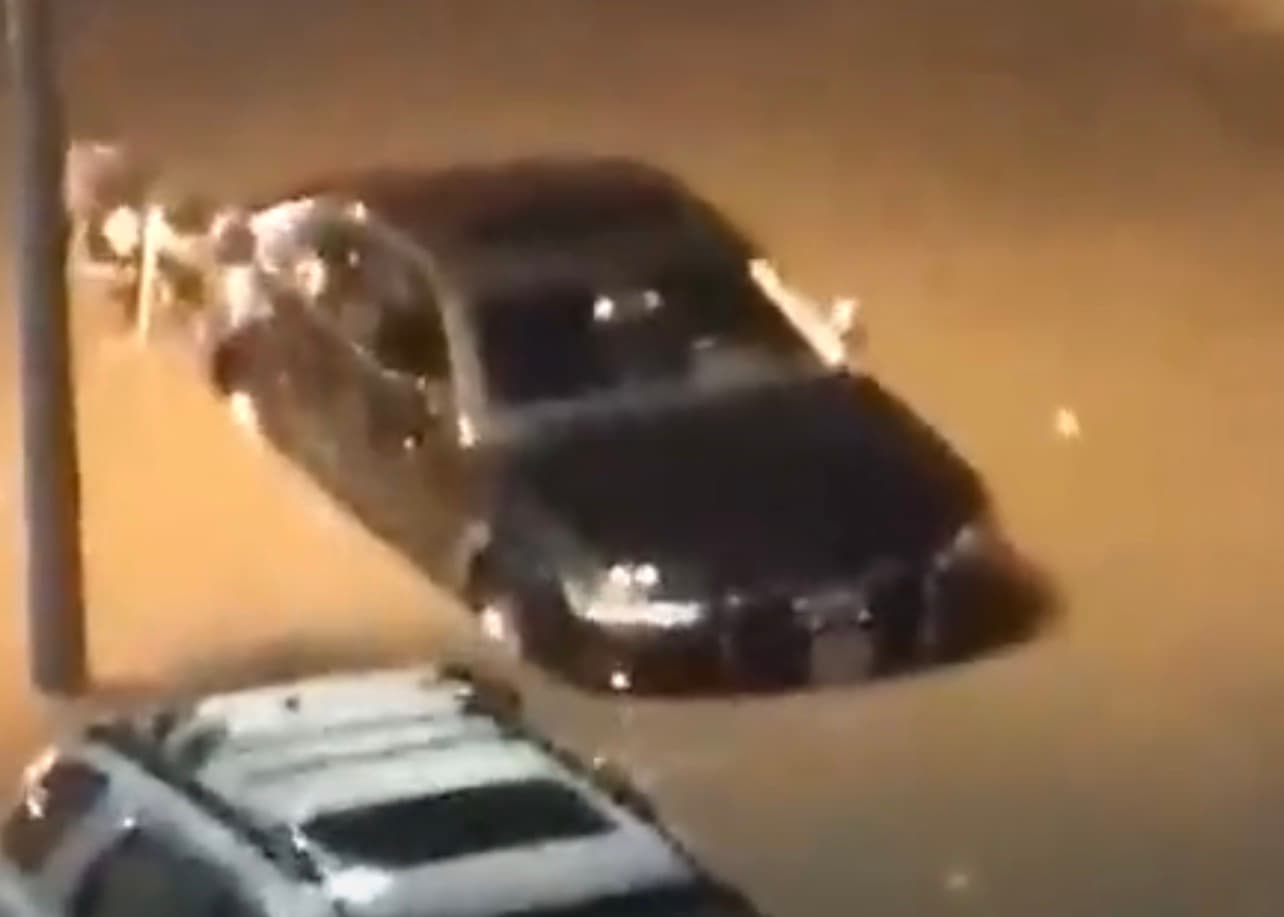 Flooding in Latakia streets due to heavy rain