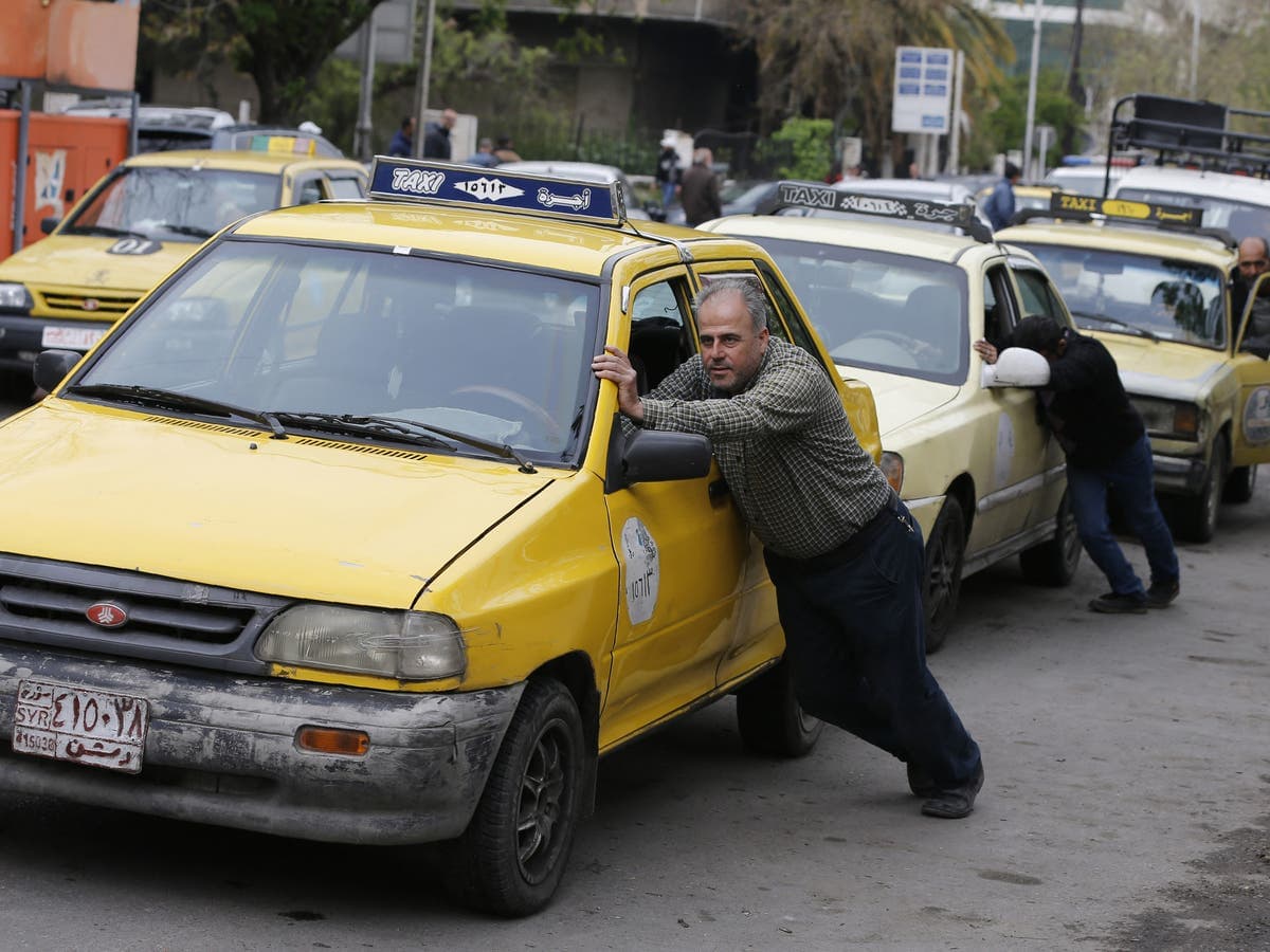 وزارة الطاقة السورية تحقق في خلل البنزين