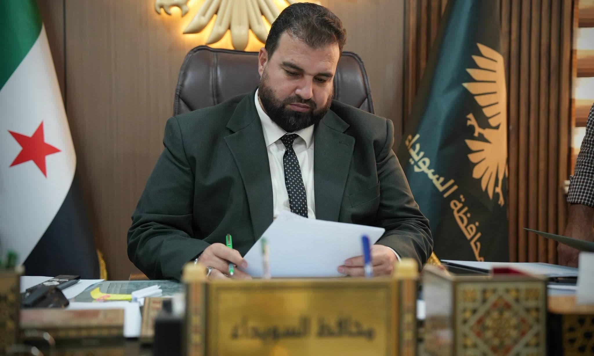 محافظ السويداء يدعو للحوار ويحذر من تدخلات خارجية