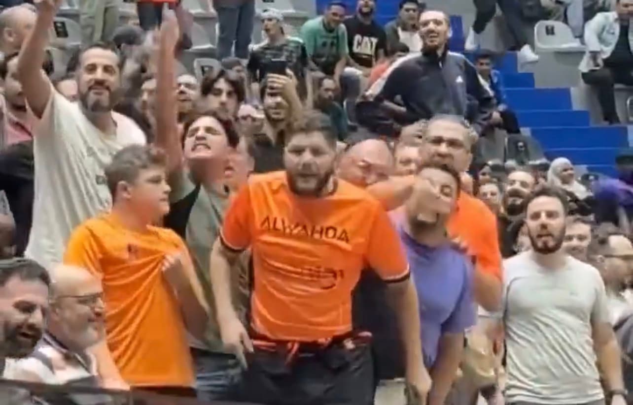 وزير العدل يعد بمحاسبة من يسيء لعبد الباسط الساروت