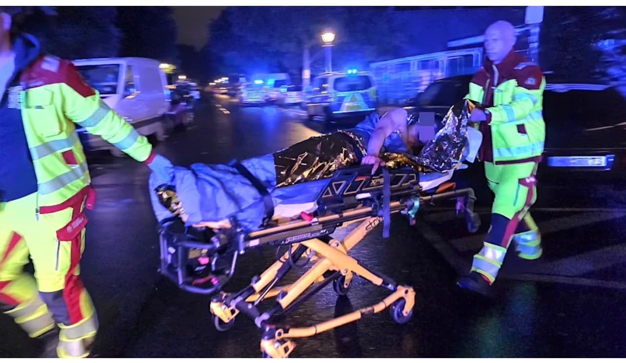 ألمانيون يعثرون على سوري مصاب بطعنة في مدرسة