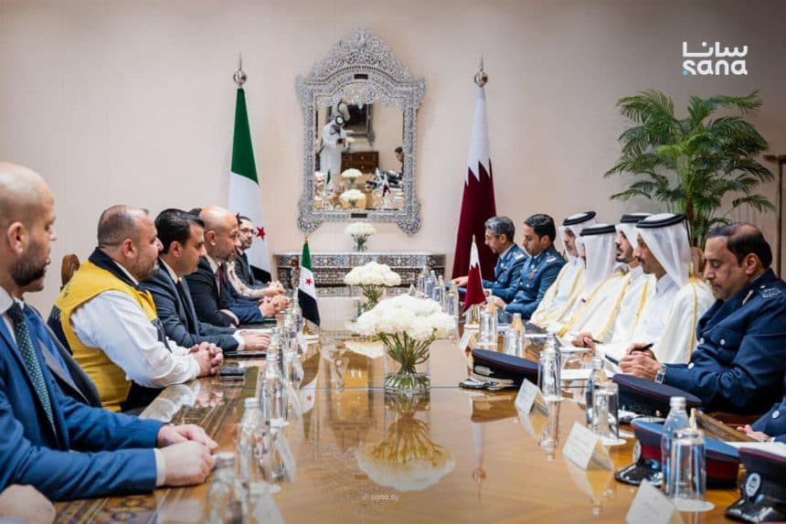 وزير الداخلية القطري يلتقي نظيره السوري لتعزيز التعاون