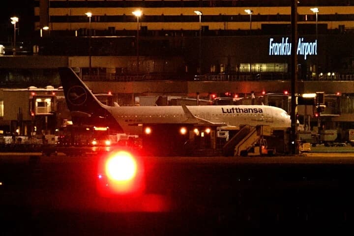 Germany: Jet fuel shortage risks at Frankfurt Lufthansa acts