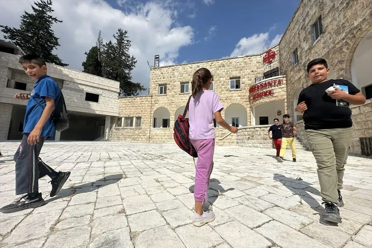 Syrian Christians resume return