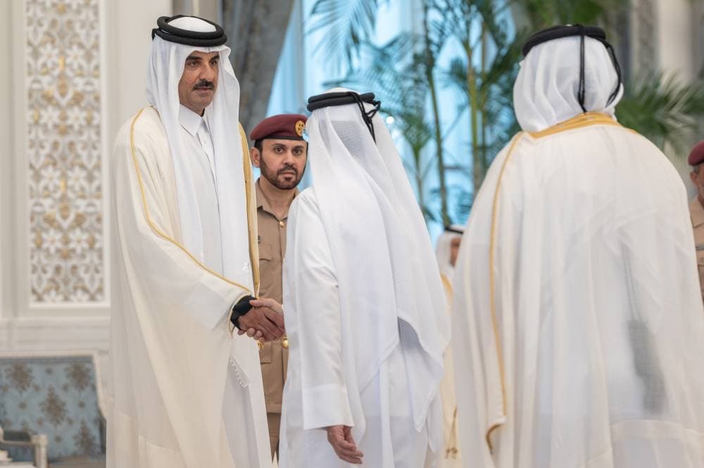 صاحب السمو يستقبل المعزين في وفاة [اسم الفقيد أو الحدث إذا متوفر]